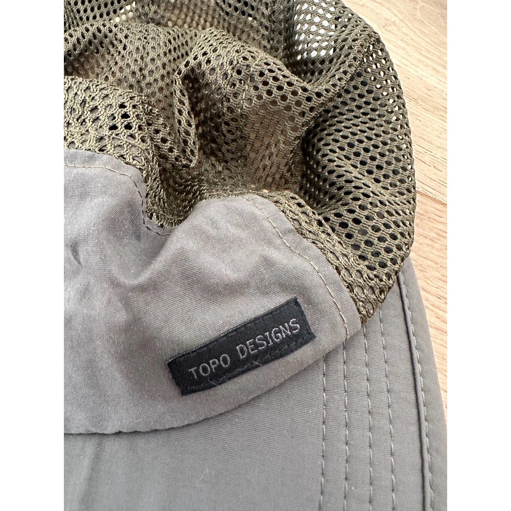 TOPO designs running hat